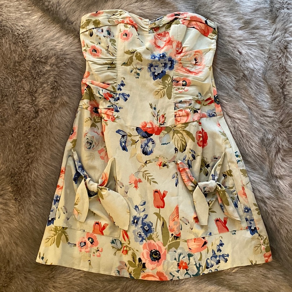 Beautiful Nanette Lepore floral dress